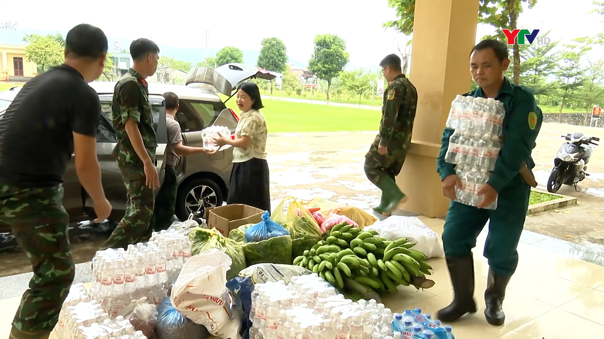 Thị xã Nghĩa Lộ ủng hộ lương thực, thực phẩm hỗ trợ khắc phục hậu quả bão số 3 tại TP Yên Bái