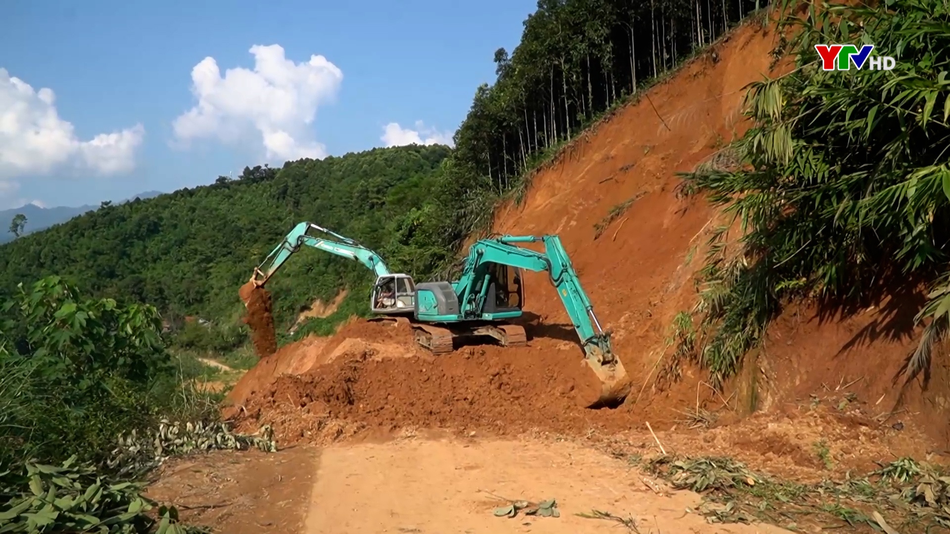 Nỗ lực khắc phục các tuyến giao thông trên địa bàn huyện Văn Yên