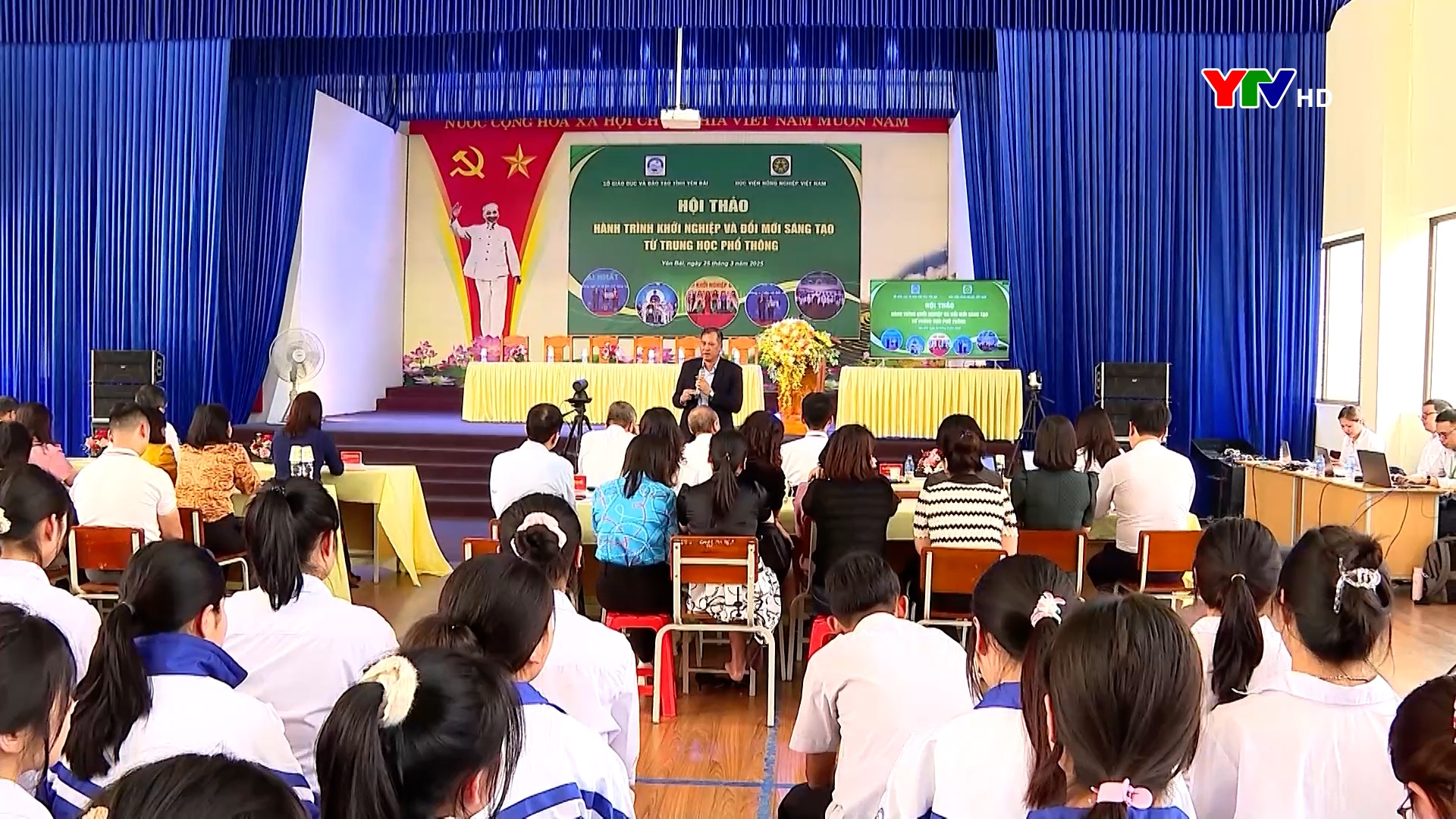 Hội thảo “Hành trình khởi nghiệp và đổi mới sáng tạo từ THPT”