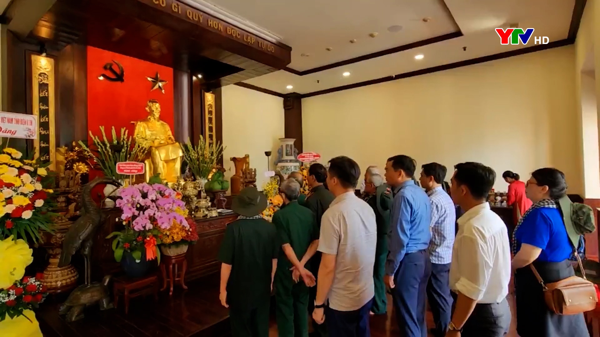 Đoàn CCB Yên Bái từng tham gia chiến đấu trong chiến dịch Hồ Chí Minh thăm TP Hồ Chí Minh