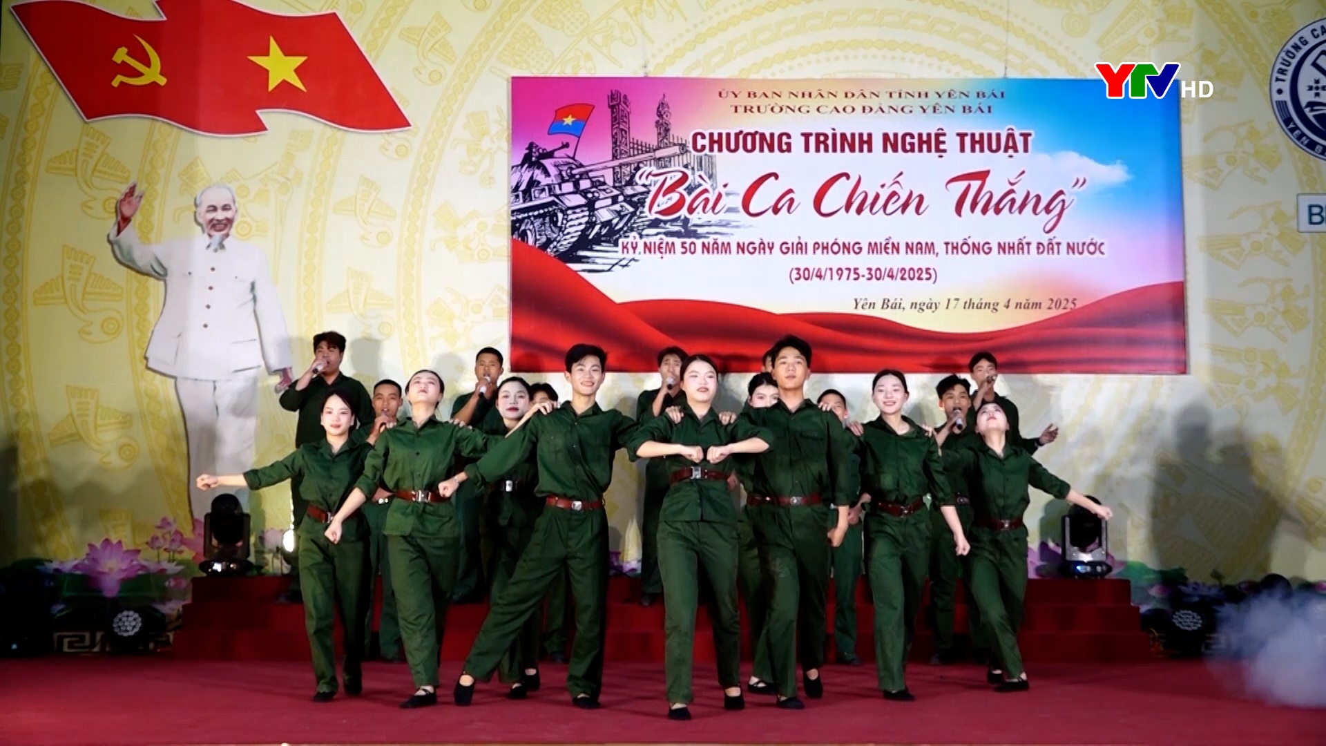 Trường Cao đẳng Yên Bái tổ chức chương trình ngoại khóa "Bài ca chiến thắng"