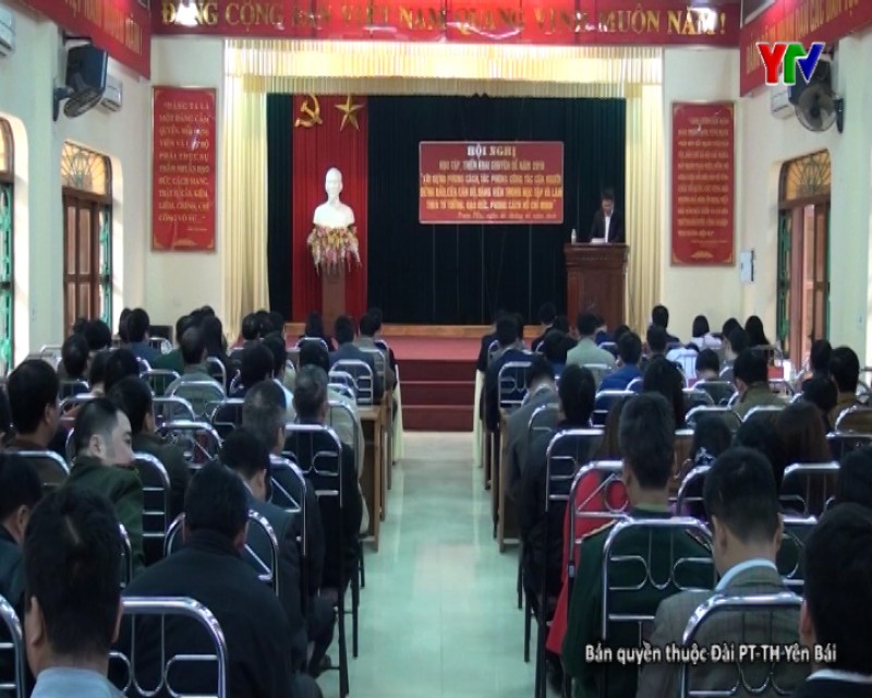 Huyện uỷ Trạm Tấu tổ chức Hội nghị học tập triển khai chuyên đề năm 2018
