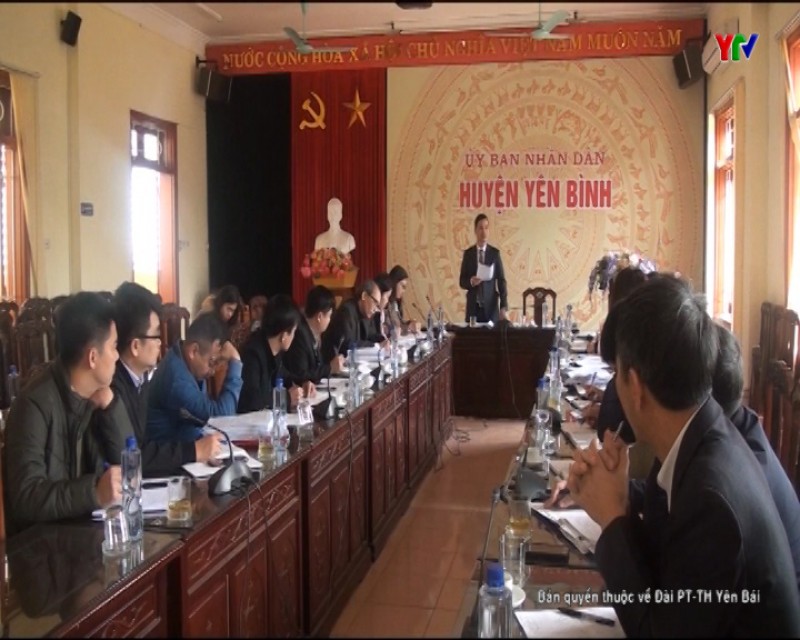 Đ/c Phó Chủ tịch UBND tỉnh Dương Văn Tiến kiểm tra việc thực hiện Nghị quyết 18,19 tại huyện Yên Bình