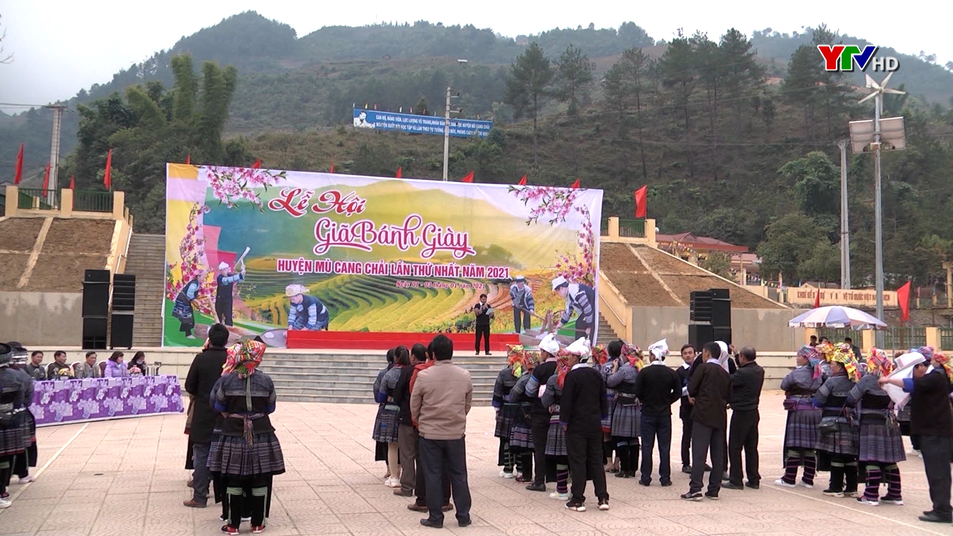 Lễ hội giã bánh dày huyện Mù Cang Chải năm 2021