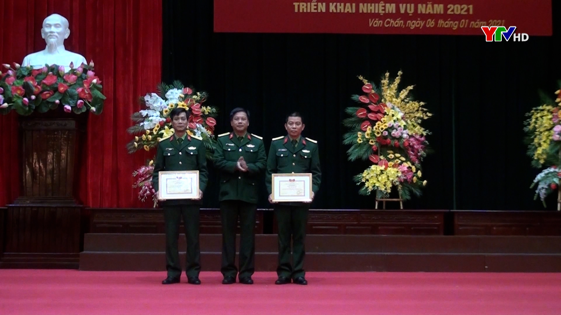 Huyện Văn Chấn và Trấn Yên ra Nghị quyết lãnh đạo công tác quân sự, quốc phòng năm 2021