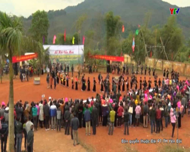 Lễ hội Cầu Mùa của người Khơ Mú huyện Văn Chấn