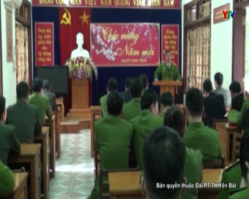Huyện Văn Yên khen thưởng lực lượng khám phá vụ án giết người tại xã Lâm Giang