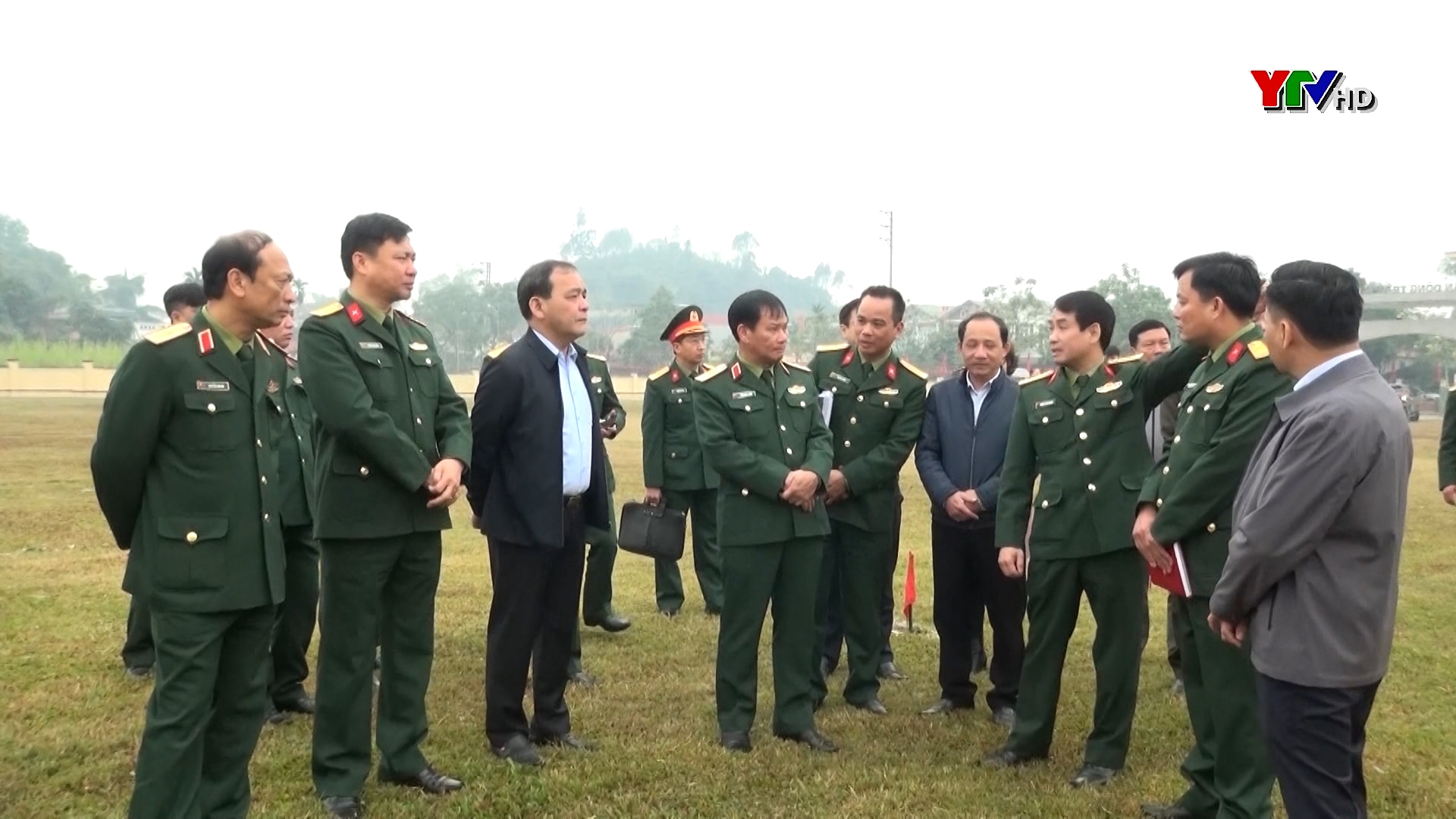 Quân khu 2 kiểm tra công tác chuẩn bị tổ chức “Ngày hội giao quân” năm 2023 tại huyện Trấn Yên