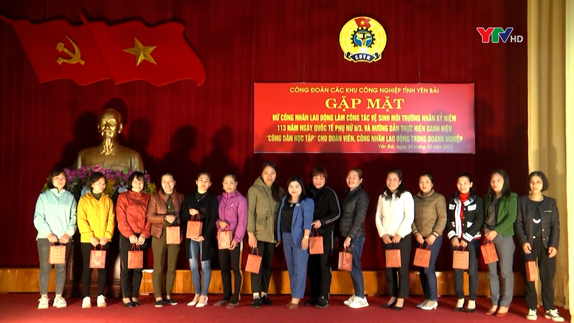 Công đoàn các KCN tỉnh gặp mặt nữ công nhân lao động thuộc Công ty CP Môi trường và Năng lượng Nam Thành