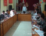 Đ/c Nông Văn Lịnh - Chủ tịch UB MTTQ tỉnh Yên Bái kiểm tra công tác chuẩn bị bầu cử tại huyện Văn Yên