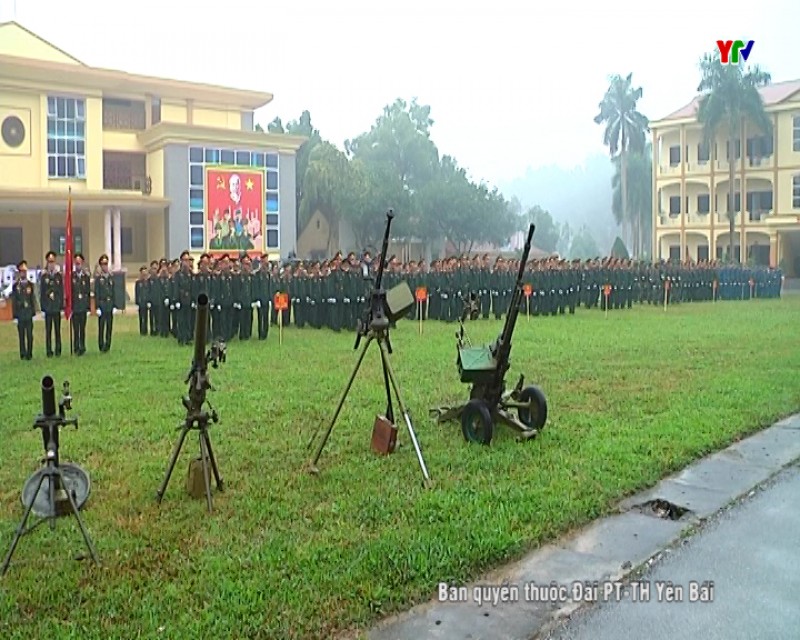 Khối cơ quan và các đơn vị trực thuộc Bộ chỉ huy quân sự tỉnh tổ chức lễ ra quân huấn luyện năm 2017