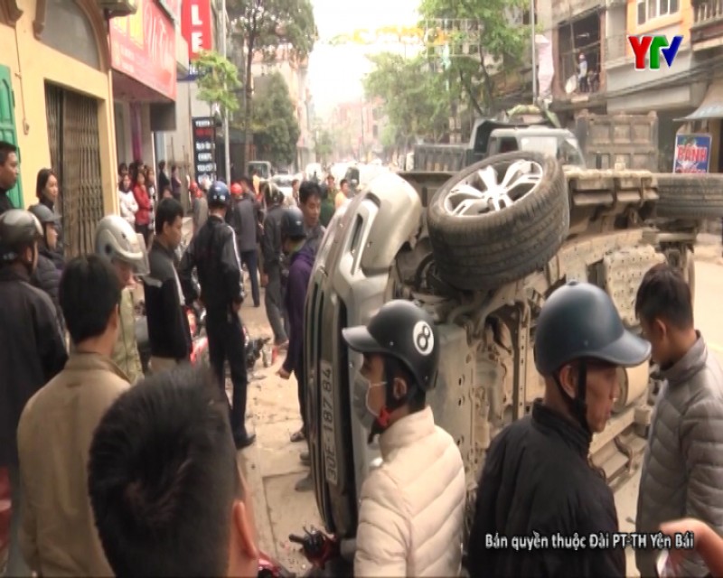 Tai nạn giao thông trên đường Điện Biên - TP Yên Bái