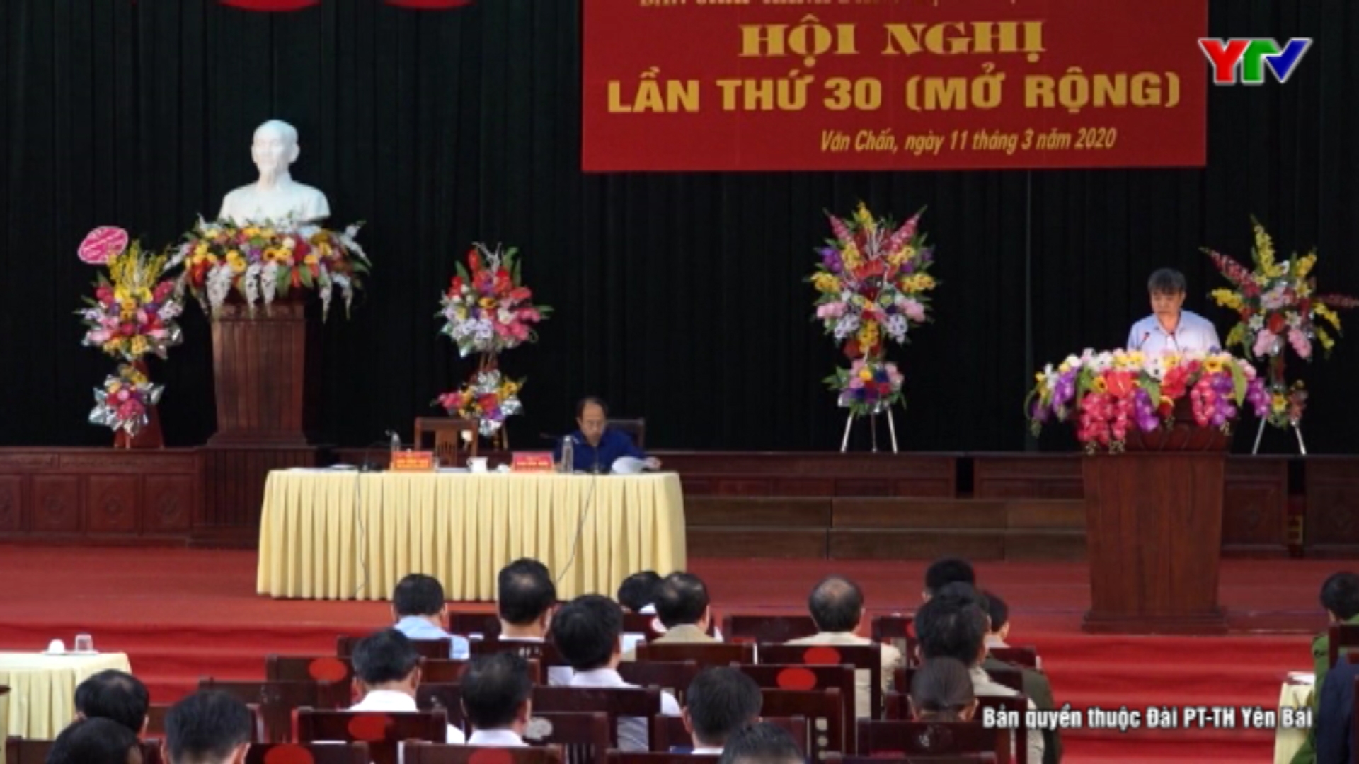 Hội nghị BCH Đảng bộ huyện Văn Chấn lần thứ 30 (mở rộng)