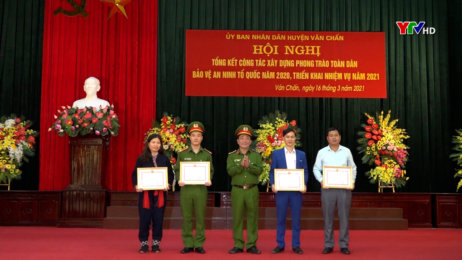 Huyện Văn Chấn triển khai phong trào "Toàn dân bảo vệ an ninh Tổ quốc" năm 2021