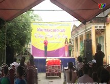 Chương trình thiện nguyện " Cơm trắng nẻo cao " giúp đỡ trẻ em nghèo xã Tân Hương, huyện Yên Bình
