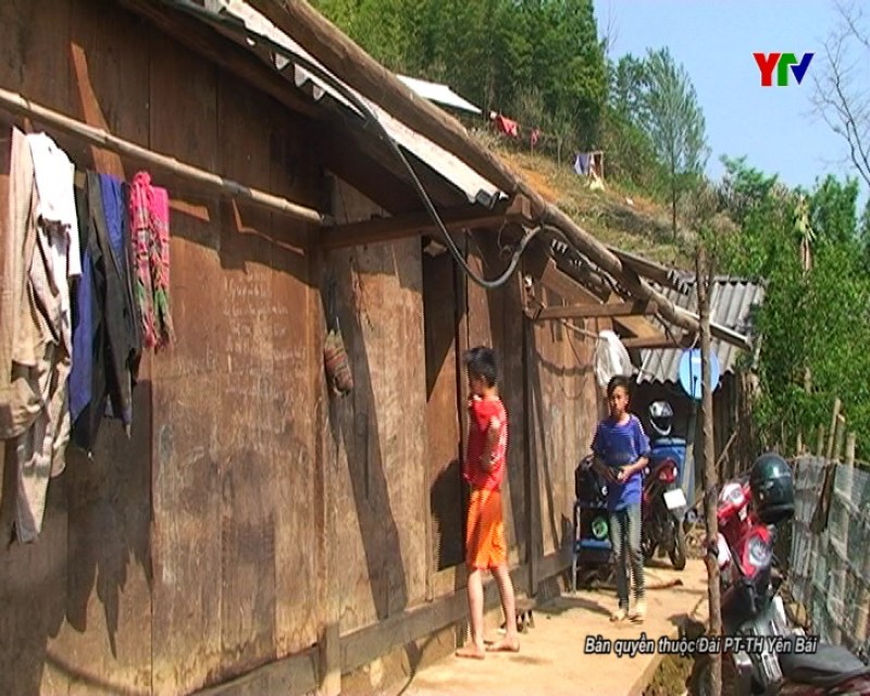 Gió lốc tại huyện Mù Cang Chải làm thiệt hại tài sản của nhân dân