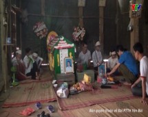 Lãnh đạo tỉnh Yên Bái thăm hỏi và hỗ trợ nạn nhân vụ ngộ độc thực phẩm ở huyện Văn Chấn