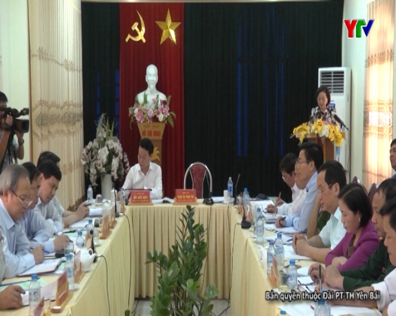 Thường trực Tỉnh ủy làm việc với lãnh đạo chủ chốt huyện Văn Chấn
