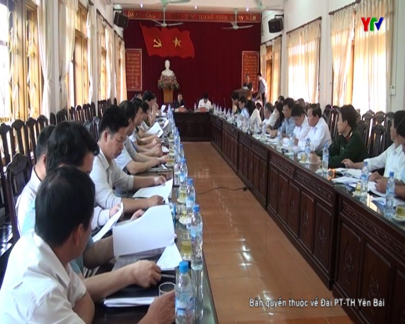 Đoàn công tác của Tỉnh ủy tham gia xây dựng cơ sở huyện Lục Yên triển khai nhiệm vụ năm 2018