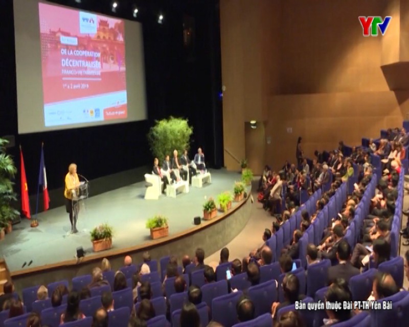 Đồng chí Chủ tịch UBND tỉnh Đỗ Đức Duy tham dự Hội nghị Hợp tác địa phương Việt Nam - Pháp lần thứ 11 tại Cộng hoà Pháp