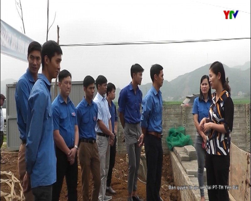 Đoàn công tác của Tỉnh đoàn Yên Bái kiểm tra một số mô hình kinh tế của đoàn viên thanh niên huyện Văn Yên