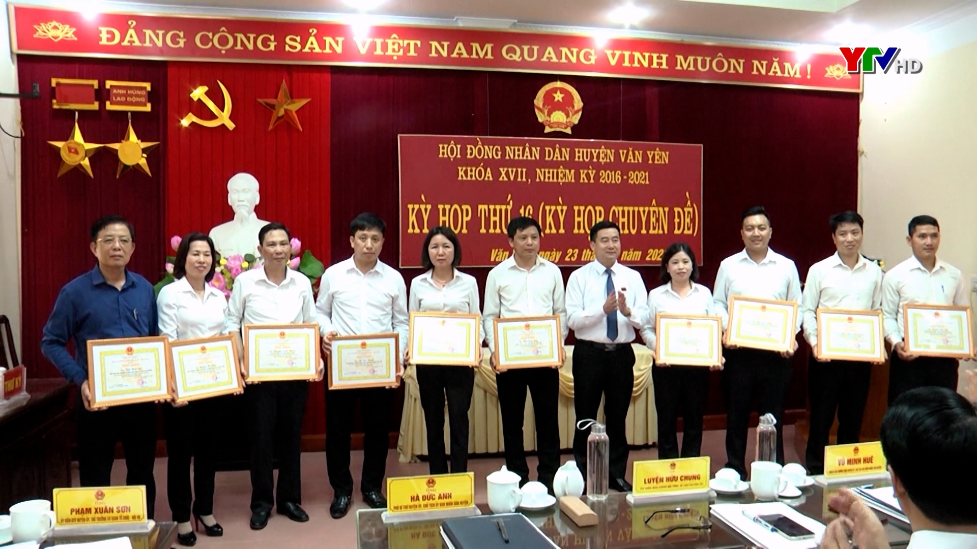 Kỳ họp thứ 16 - HĐND huyện Văn Yên khóa XVII