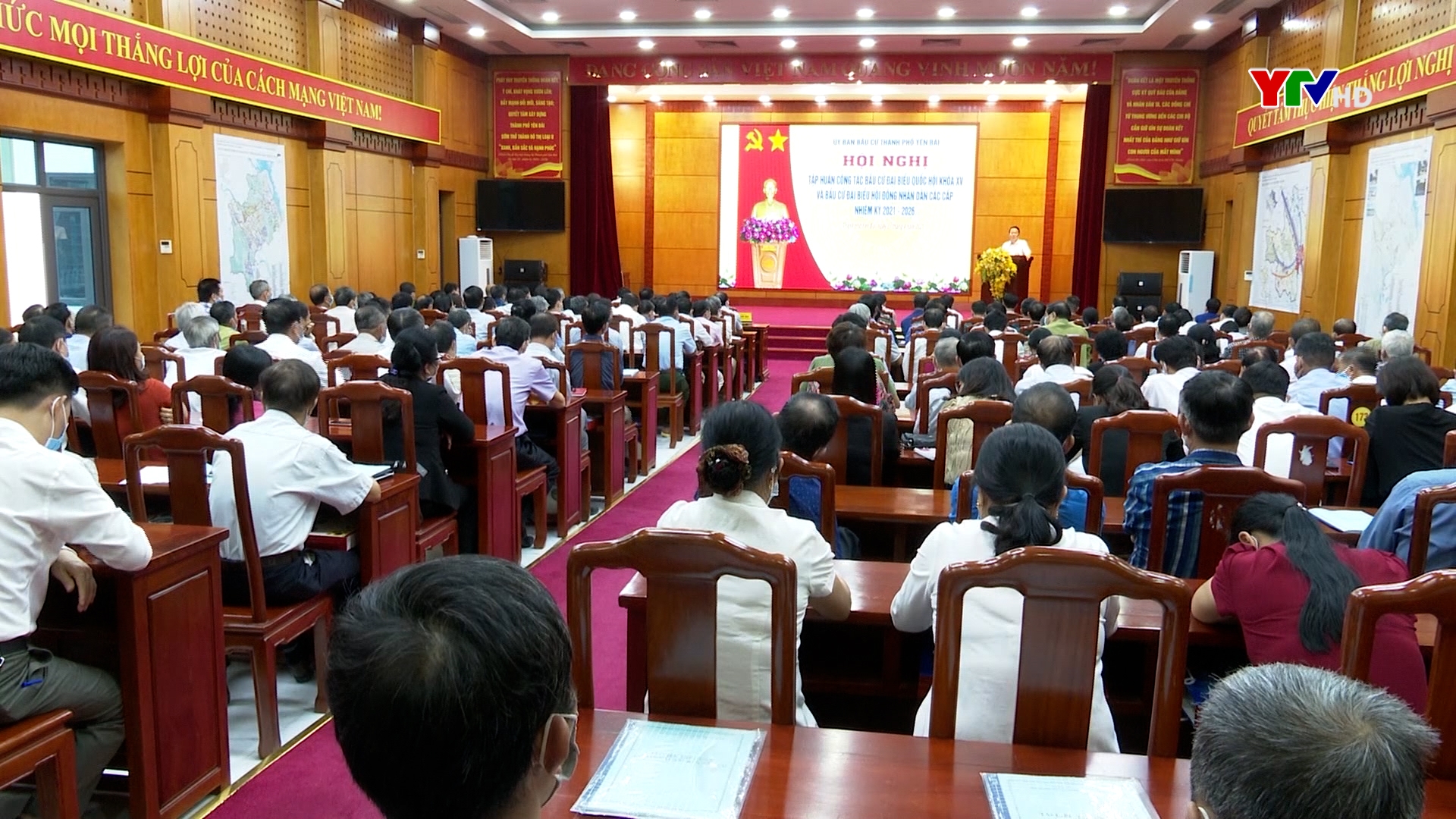 Đồng chí Bí thư Tỉnh ủy Đỗ Đức Duy dự Hội nghị tập huấn công tác bầu cử tại thành phố Yên Bái