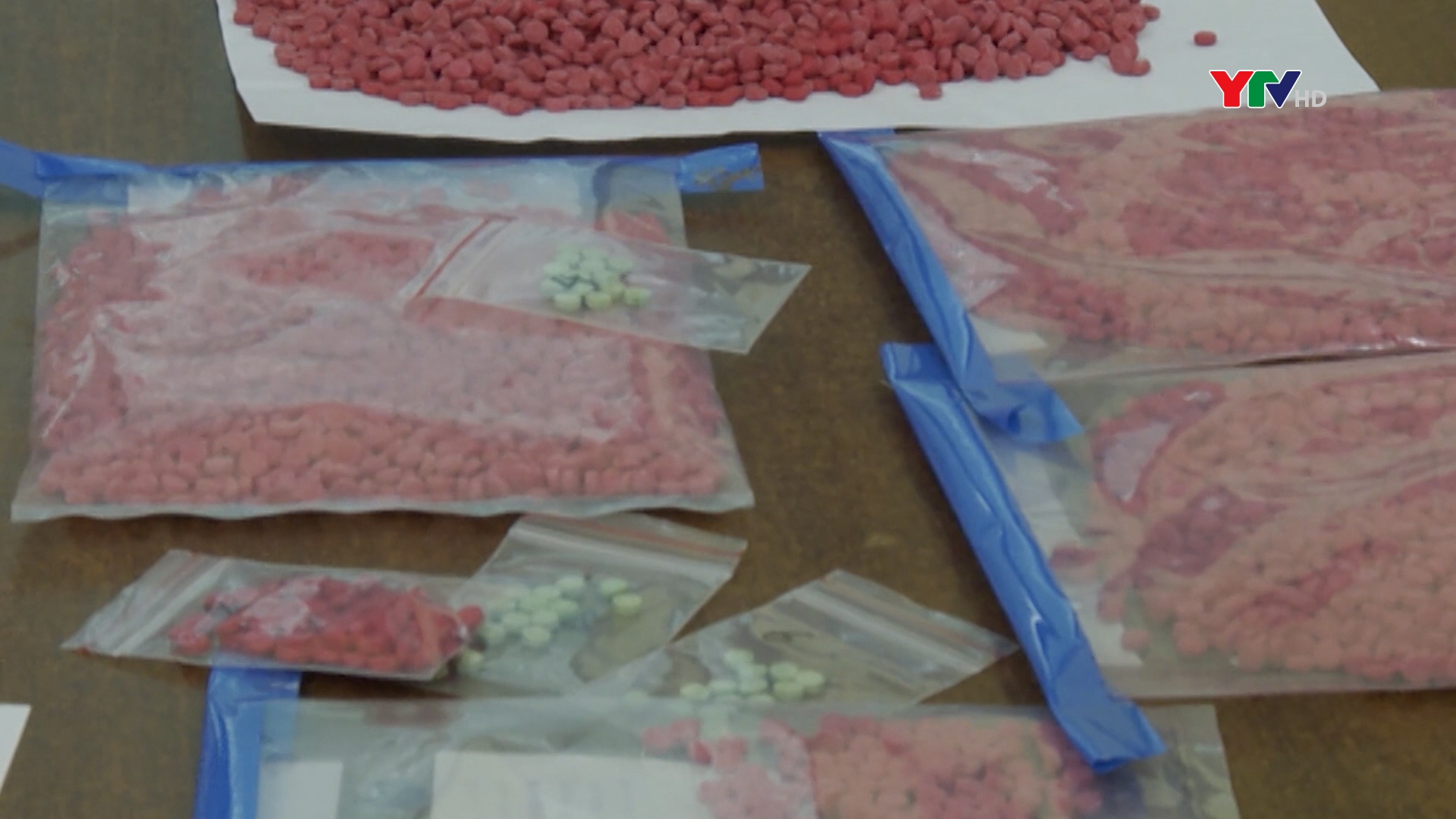 Công an tỉnh Yên Bái bắt quả tang vụ mua bán trái phép gần 17.000 viên ma túy tổng hợp