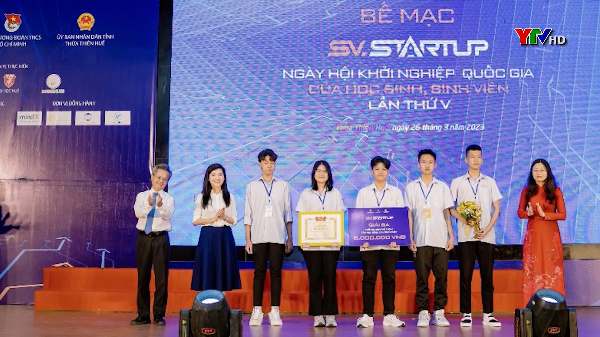 Gặp gỡ nhóm tác giả đạt giải Ba cuộc thi "Học sinh, sinh viên với ý tưởng khởi nghiệp"