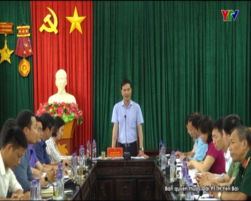 Đ/c Phó Chủ tịch UBND tỉnh Dương Văn Tiến làm việc tại huyện Mù Cang Chải