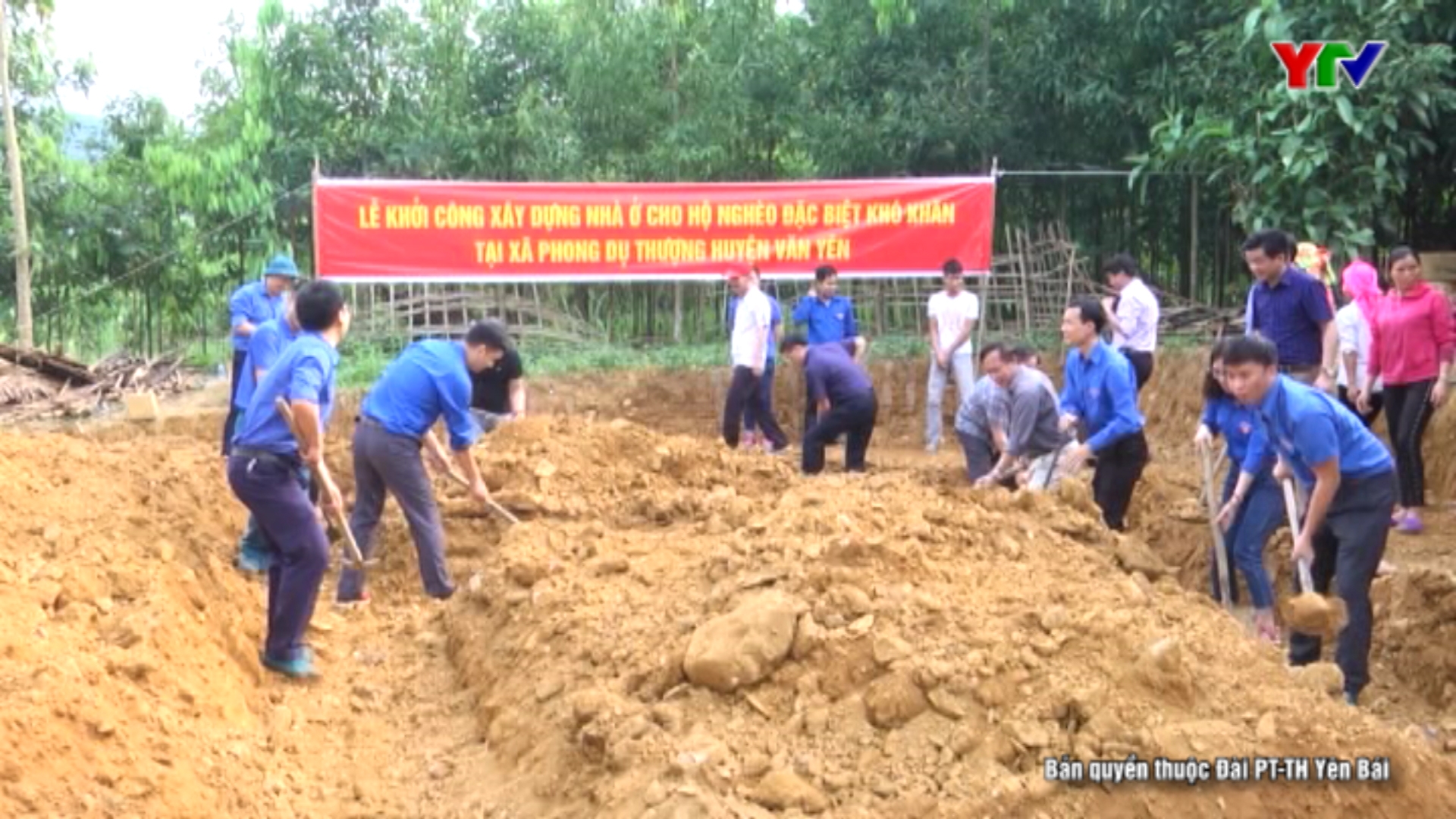 Thanh tra tỉnh khởi công xây dựng nhà ở cho 2 hộ nghèo huyện Văn Yên