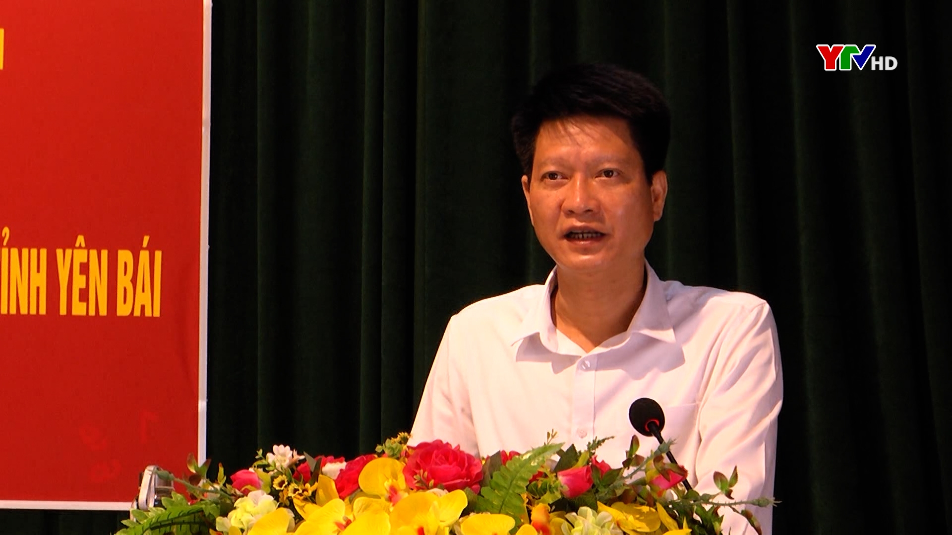 Các ứng cử viên đại biểu HĐND tỉnh Yên Bái khóa XIX tiếp xúc cử tri huyện Trấn Yên