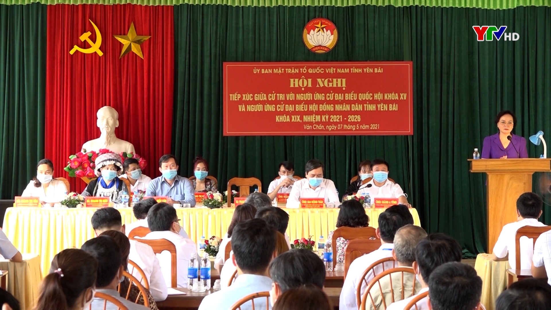 Hội nghị tiếp xúc cử tri, vận động bầu cử tại xã Nghĩa Tâm, huyện Văn Chấn
