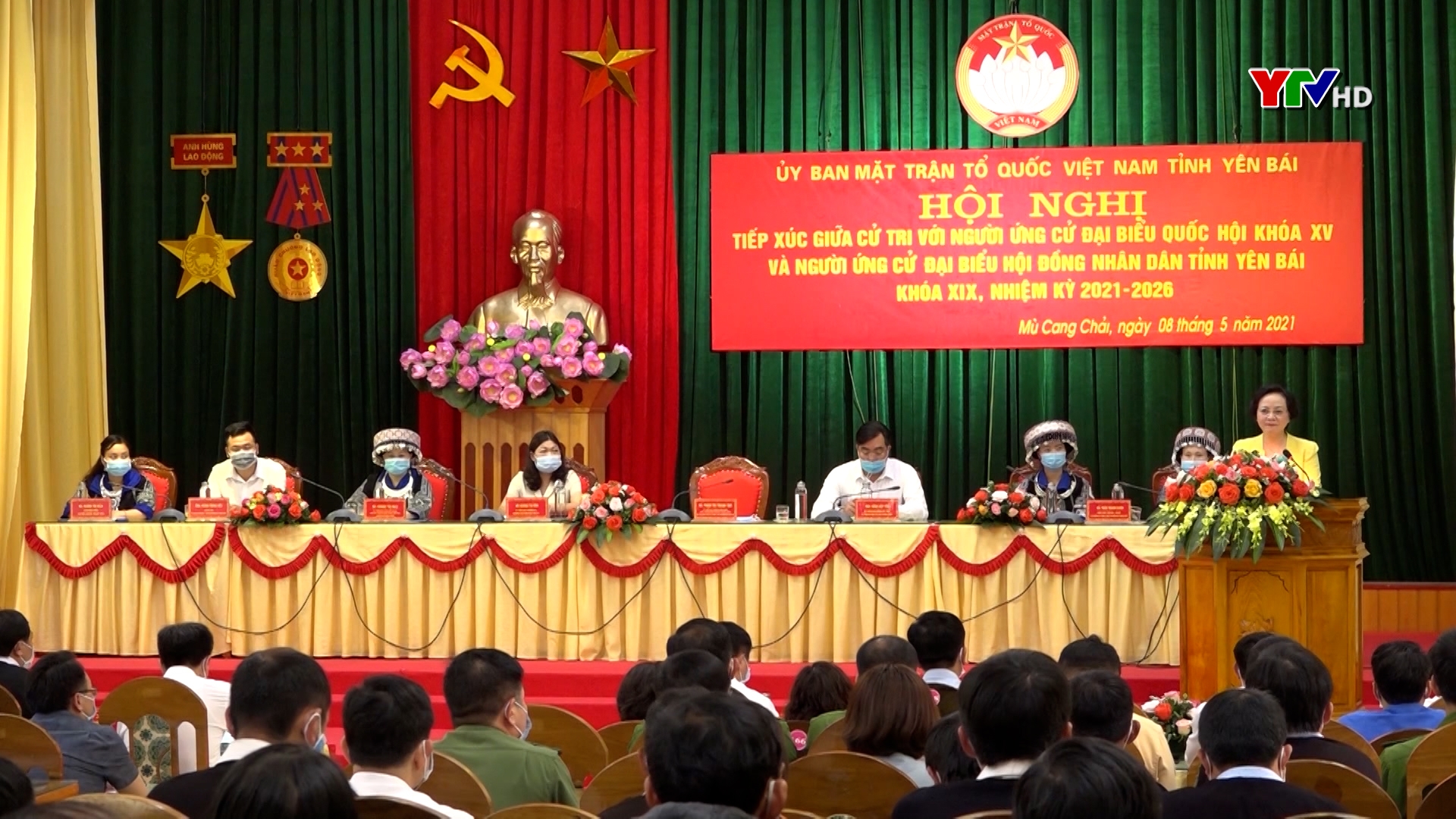 Hội nghị tiếp xúc cử tri tại huyện Mù Cang Chải
