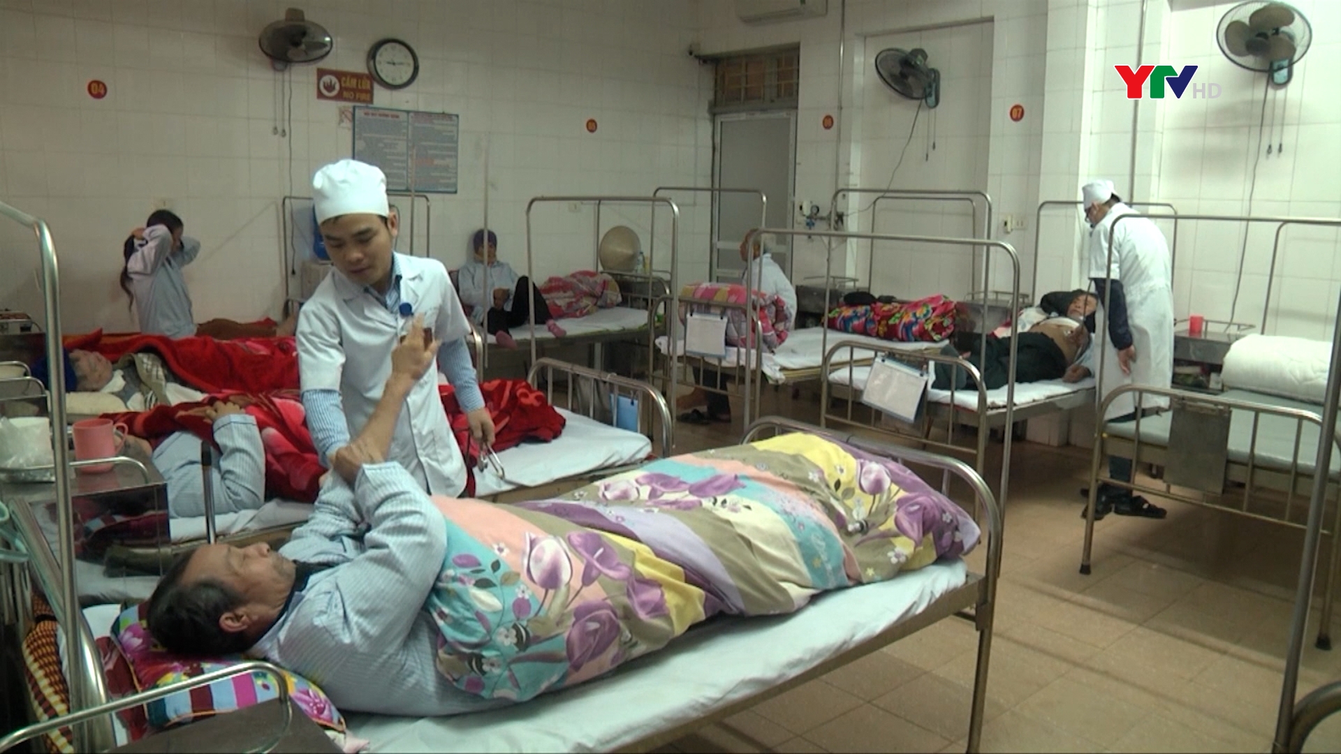 Trung tâm Y tế huyện Trấn Yên khám cho trên 36.000 lượt người