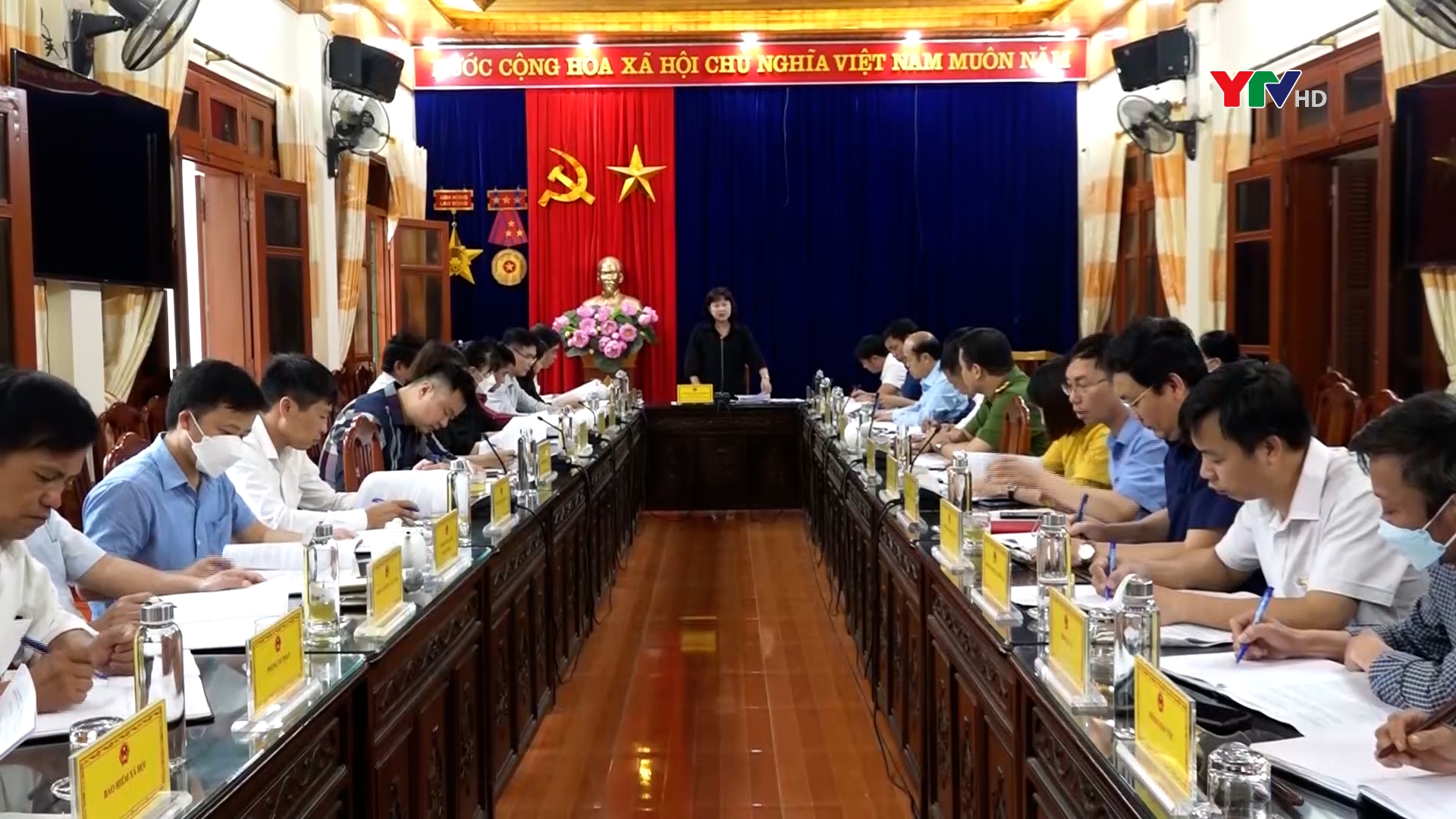 Đoàn giám sát của HĐND tỉnh làm việc tại huyện Mù Cang Chải