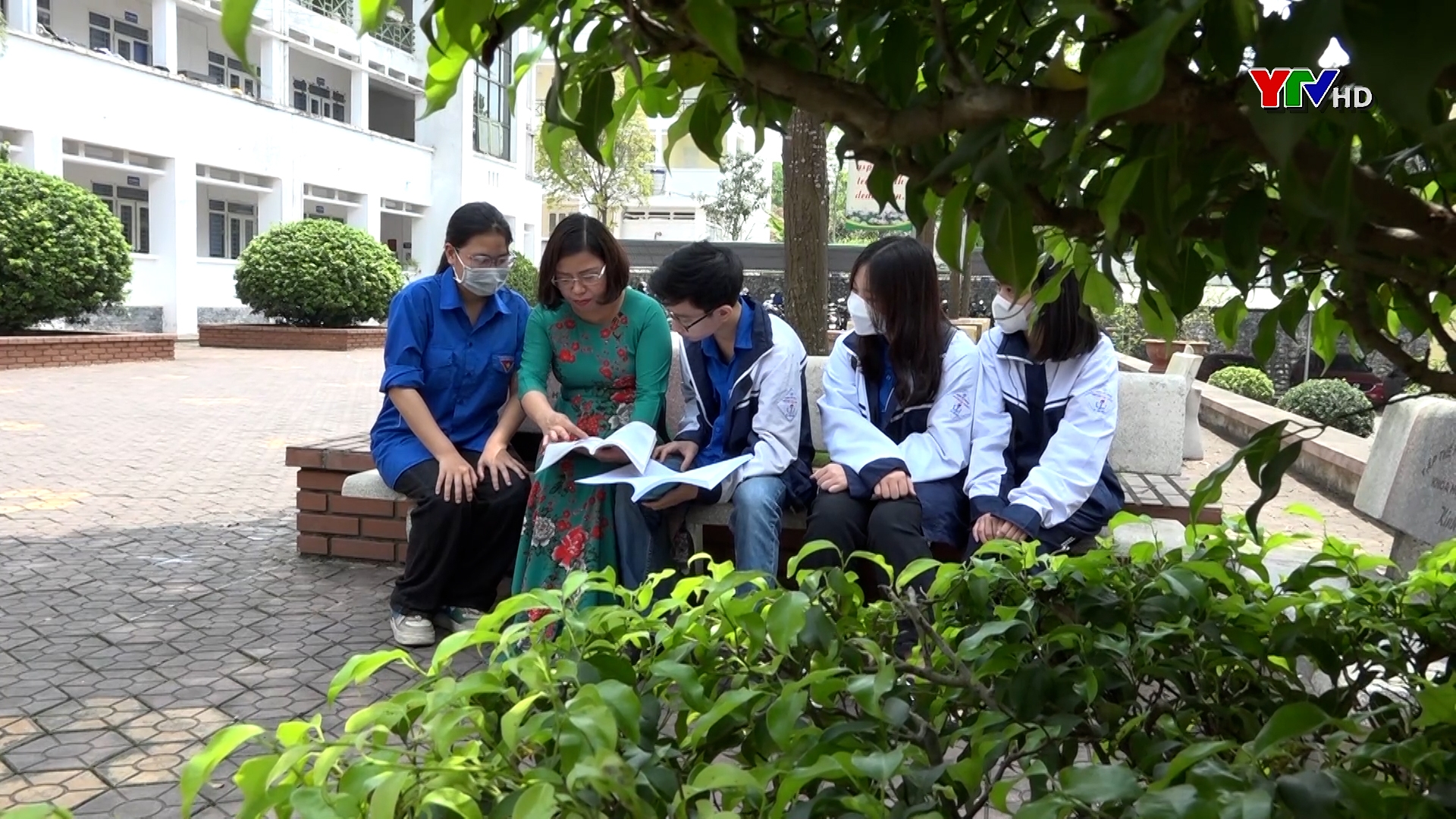 Cô giáo Nguyễn Thị Nhung – Tấm gương sáng trong học tập và làm theo tư tưởng, đạo đức, phong cách Hồ Chí Minh