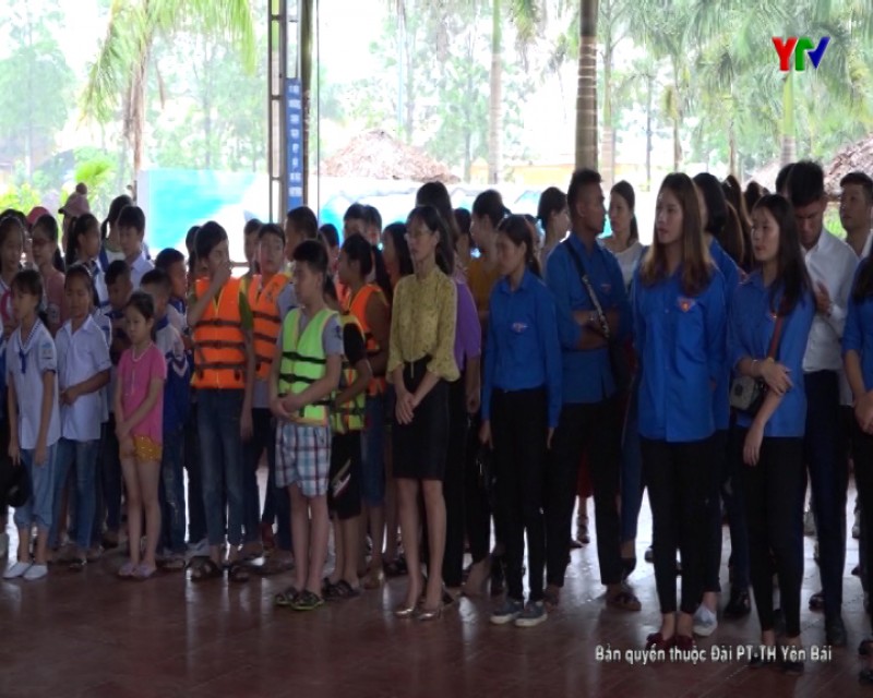 Huyện Văn Chấn phát động "Toàn dân luyện tập môn bơi và phòng chống đuối nước" năm 2019