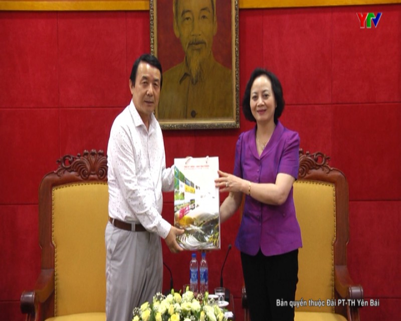 Đồng chí Bí thư Tỉnh ủy Phạm Thị Thanh Trà tiếp đoàn công tác Hiệp hội Doanh nghiệp Hàn Quốc