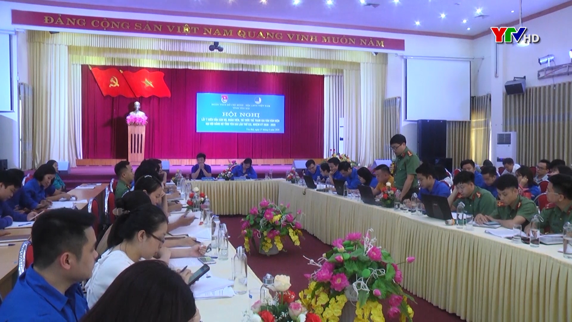 Hội nghị lấy ý kiến của cán bộ, đoàn viên, trí thức trẻ vào Văn kiện Đại hội Đảng bộ tỉnh Yên Bái lần thứ XIX