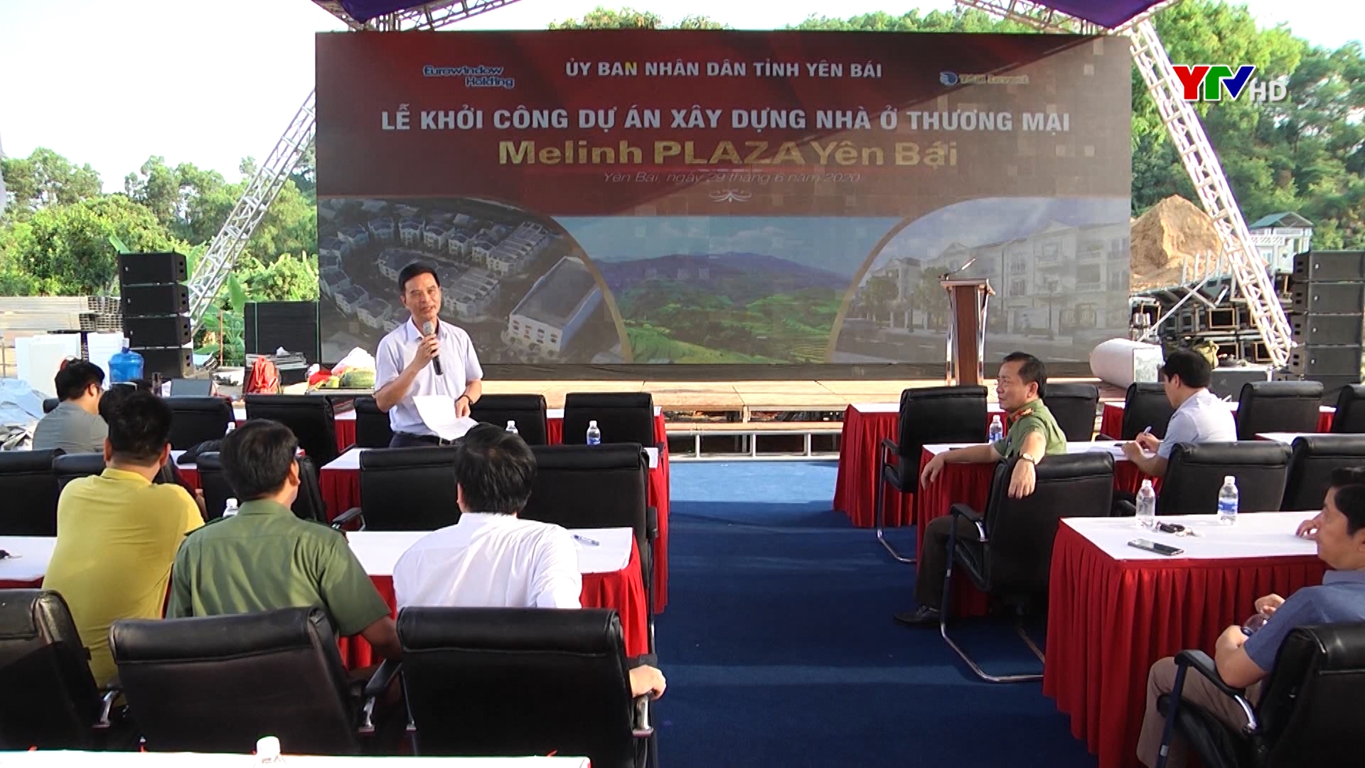 Đồng chí Phó Chủ tịch UBND tỉnh Dương Văn Tiến kiểm tra công tác chuẩn bị Lễ khởi công dự án xây dựng nhà ở thương mại Melinh Plaza Yên Bái