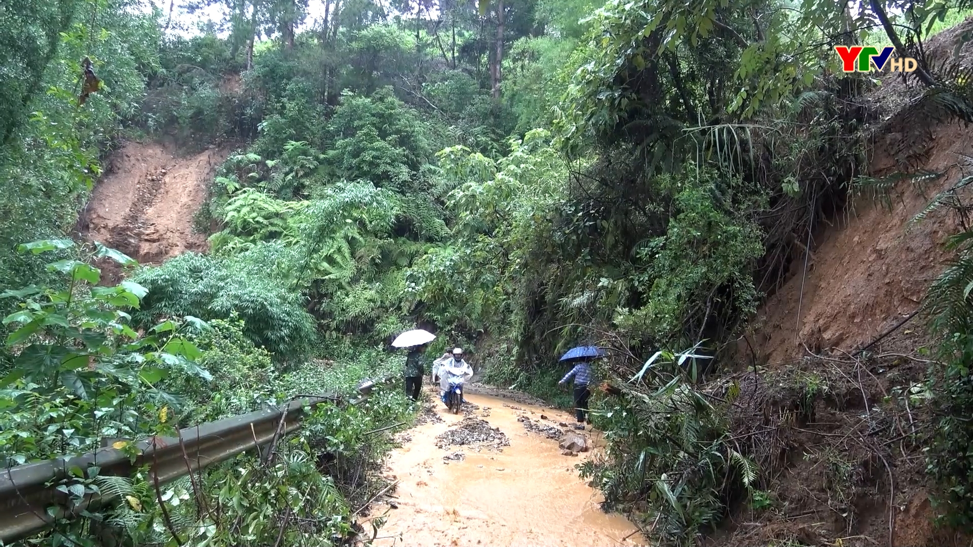 Huyện Mù Cang Chải có 4 điểm sạt lở do mưa lớn
