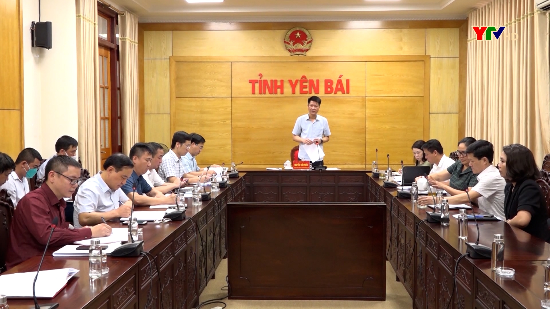 Đồng chí Phó Chủ tịch Thường trực UBND tỉnh Nguyễn Thế Phước làm việc với Ban Quản lý dự án đầu tư xây dựng các công trình giao thông