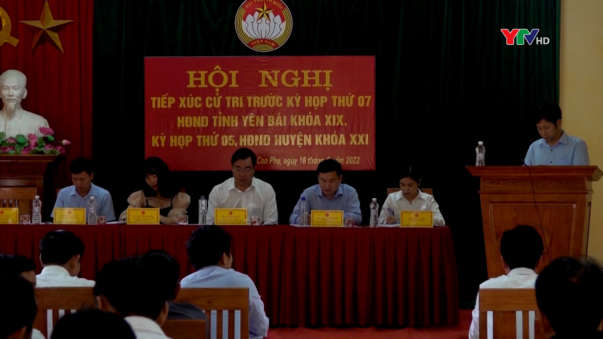 Tổ Đại biểu HĐND tỉnh tiếp xúc cử tri huyện Mù Cang Chải