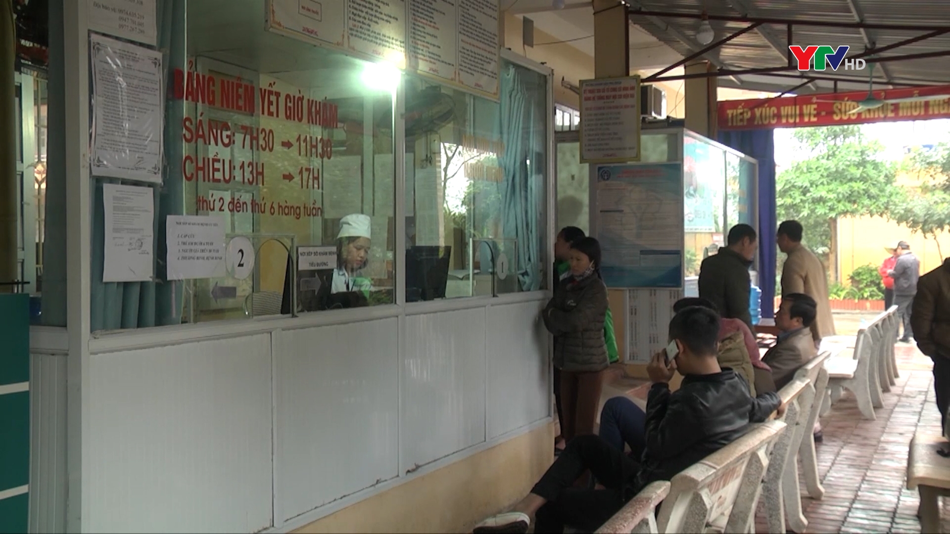 Trung tâm Y tế huyện Trấn Yên khám cho gần 71.500 lượt người