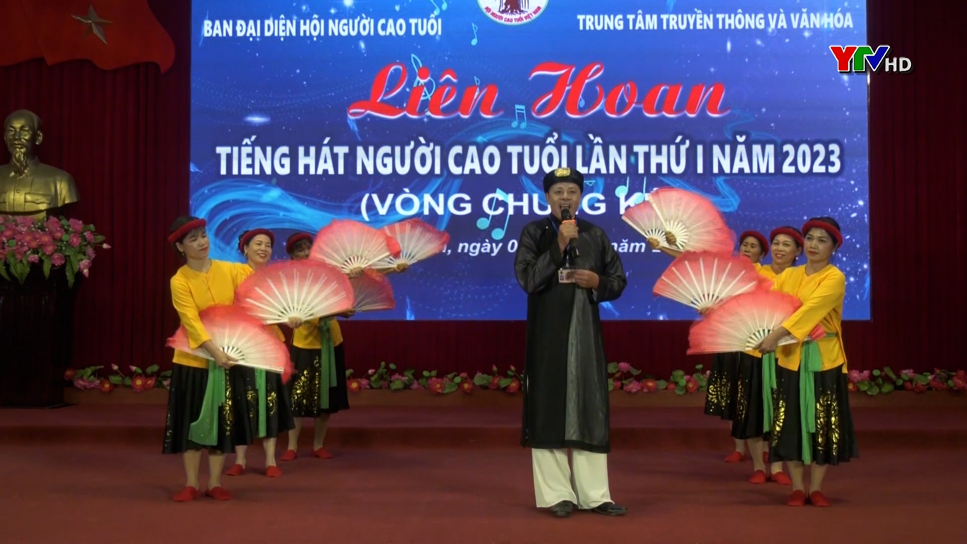 Ban đại diện Hội Người cao tuổi huyện Yên Bình và Trạm Tấu tổ chức Liên hoan Tiếng hát người cao tuổi