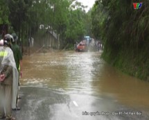 Yên Bình: Mưa lớn gây ngập một số tuyến đường giao thông