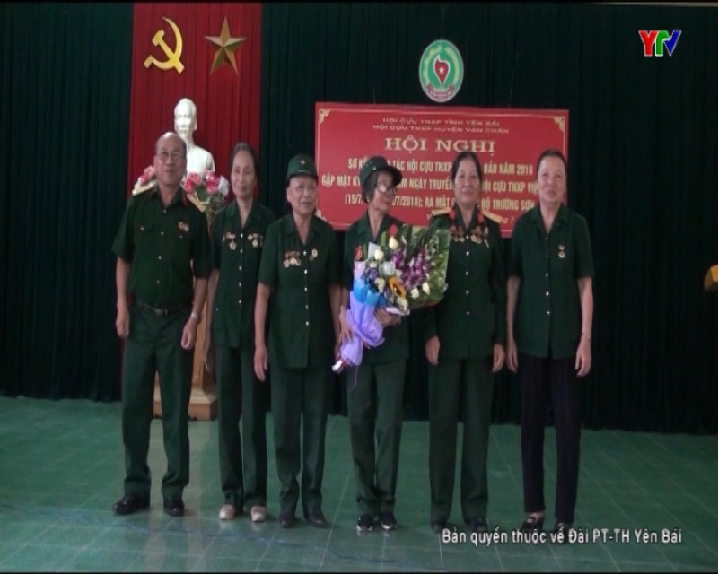 Hội Cựu TNXP huyện Văn Chấn gặp mặt nhân kỷ niệm 68 năm Ngày truyền thống lực lượng TNXP Việt Nam