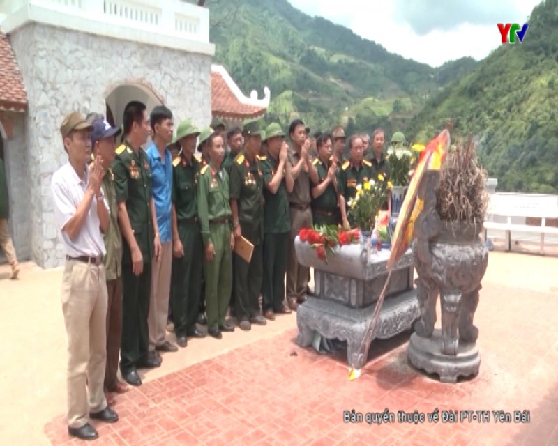 Hội CCB tỉnh Yên Bái dâng hương tại Nghĩa trang liệt sỹ Quốc gia Vị Xuyên huyện Hà Giang