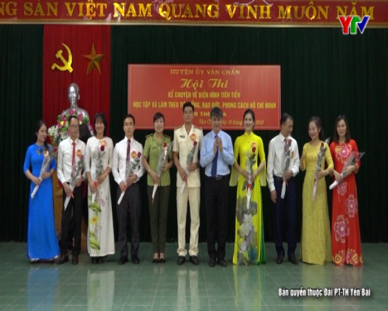 Huyện Văn Chấn hoàn thành Hội thi kể chuyện về Bác Hồ cấp cơ sở